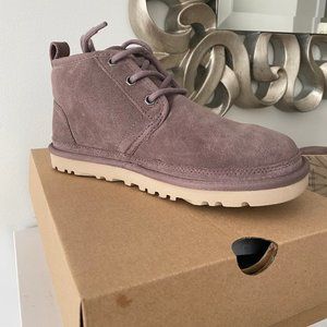 NIB UGG Neumel Chukka Boots - Size 6 - Premium Suede & UGGplush™ Comfort